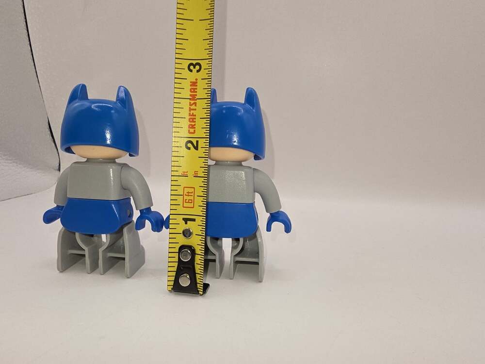 2 Lego Duplo Batman Figures for set 10823 Batwing Adventure - Picture 3 of 3